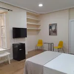 Casa Del Anticuario Apartments